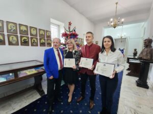 PHOTO 2024 12 04 11 14 59 5 300x225 Premiul Academiei Romane