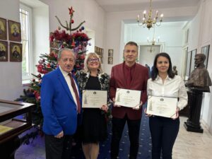 PHOTO 2024 12 04 11 15 00 1 300x225 Premiul Academiei Romane